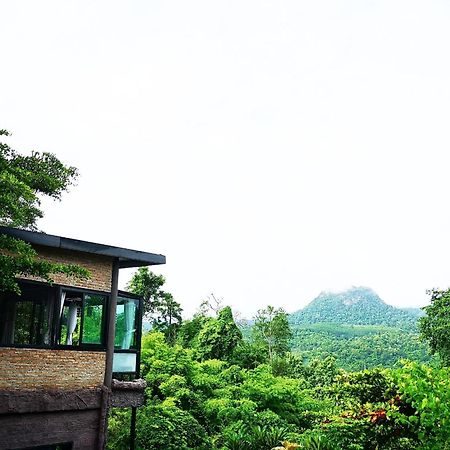 Keeree Loft Resort Thong Pha Phum Esterno foto