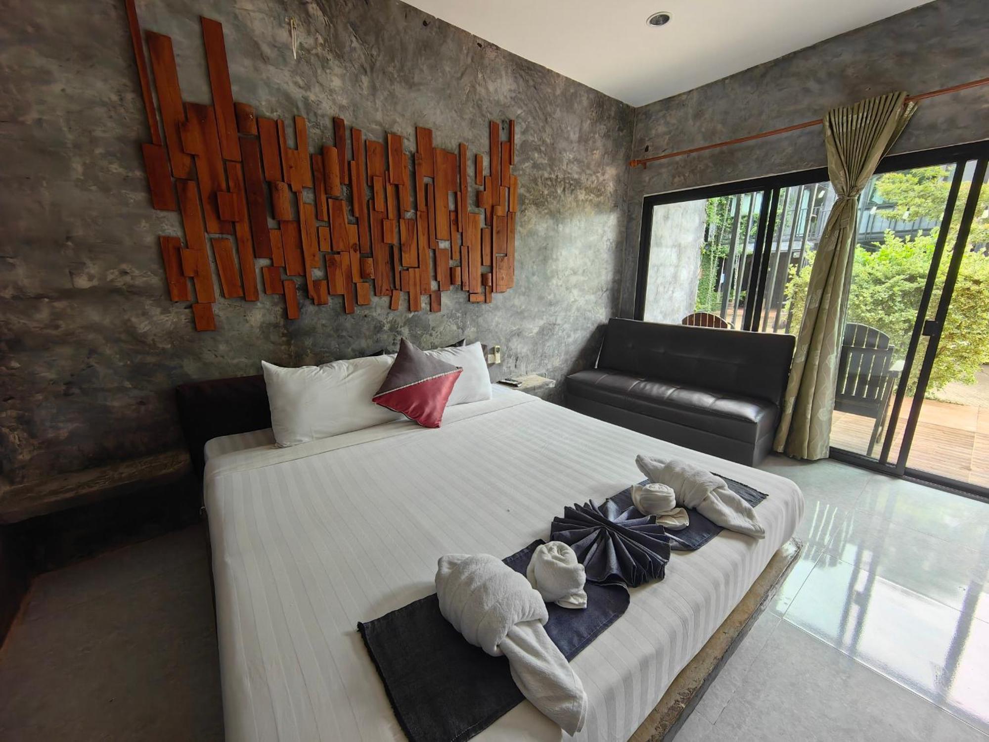 Keeree Loft Resort Thong Pha Phum Esterno foto